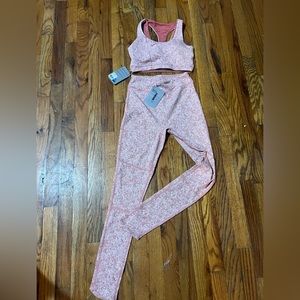 Gymshark - Fleur texture bra and legging set in Moroccan Brick Marl NWT